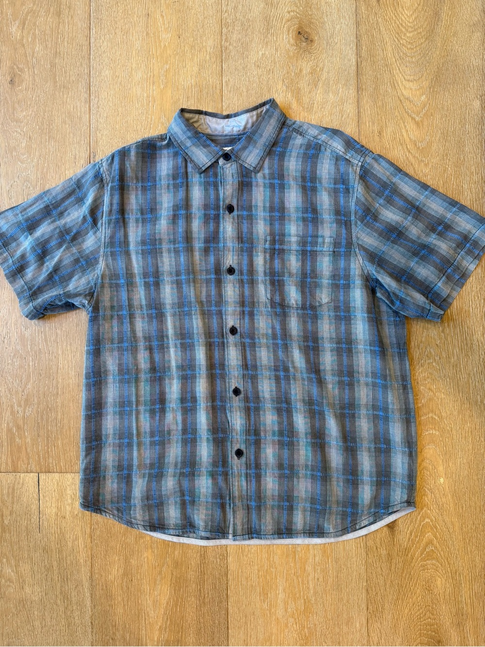 Tommy Bahama Blue and Gray Plaid Short-Sleeve Button-Down Shirt